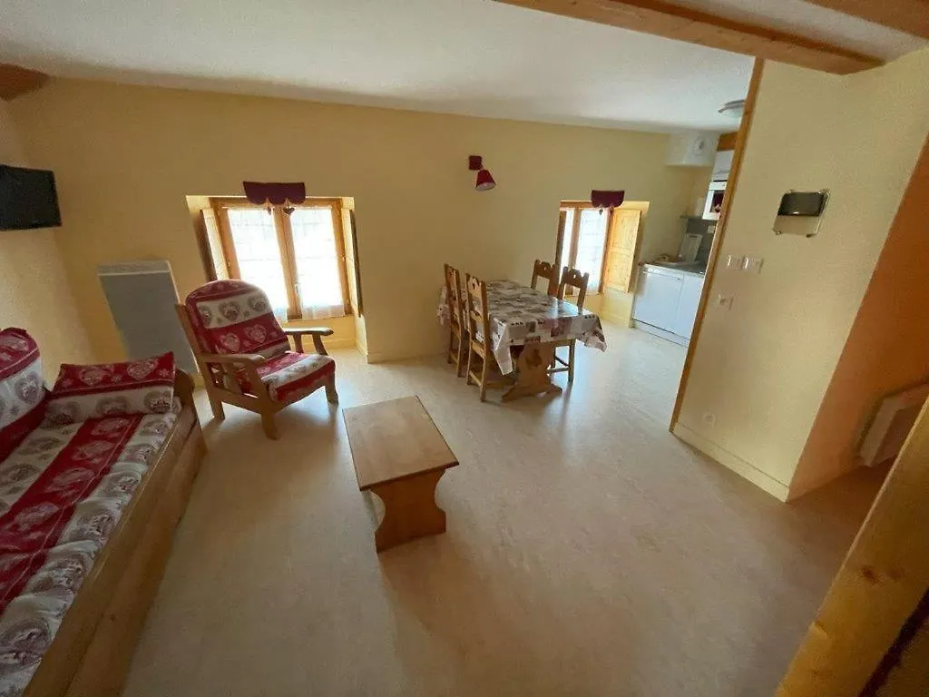 Alpes Montjoie Apartment Faucon-de-Barcelonnette